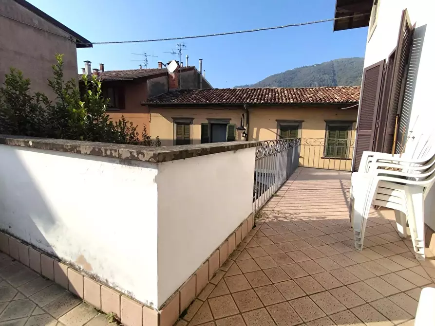 Immagine 21 di Villa in vendita  a Gandino
