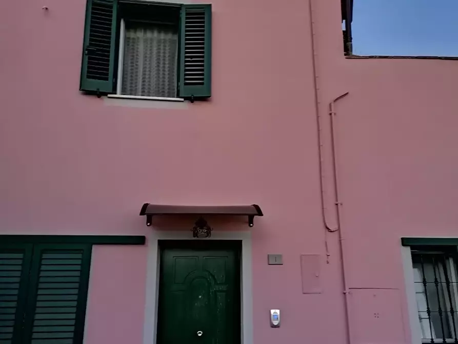 Immagine 25 di Terratetto in vendita  a Cascina