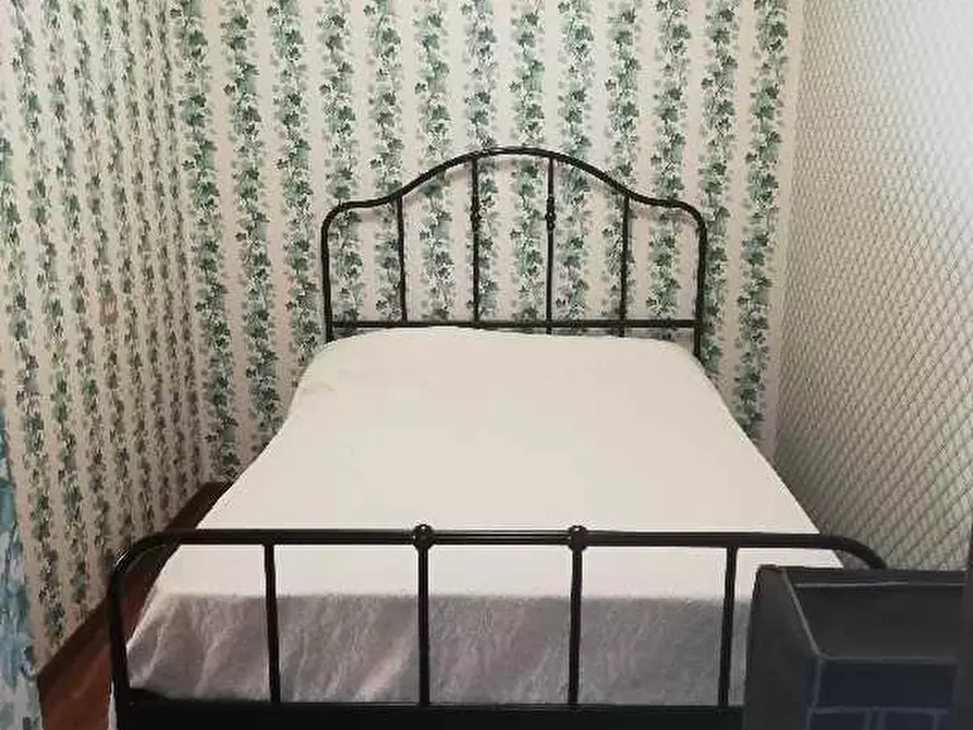 Immagine 6 di Appartamento in vendita  a Viareggio