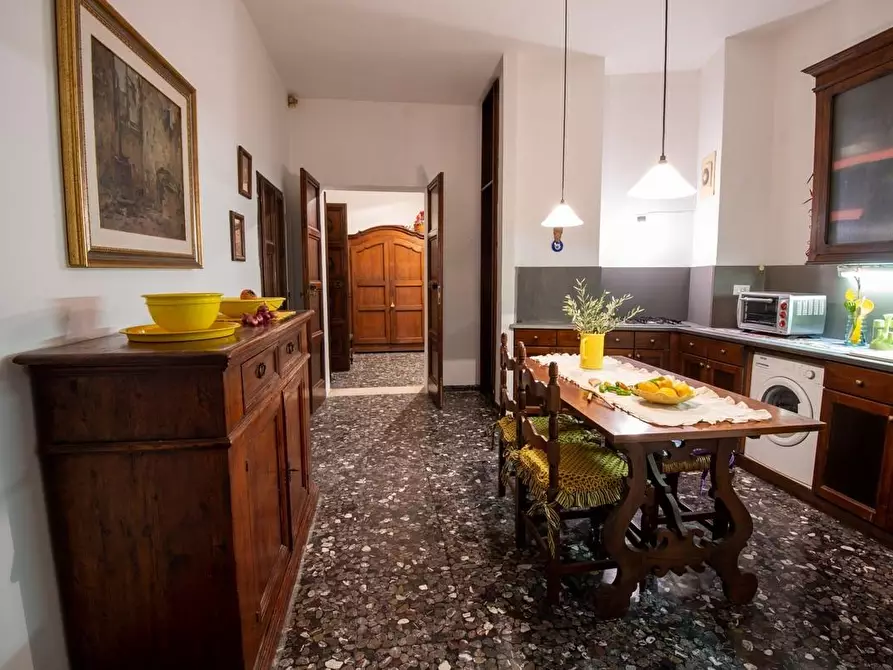 Immagine 19 di Appartamento in vendita  a Pontedera