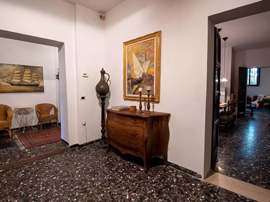 Immagine 28 di Appartamento in vendita  a Pontedera