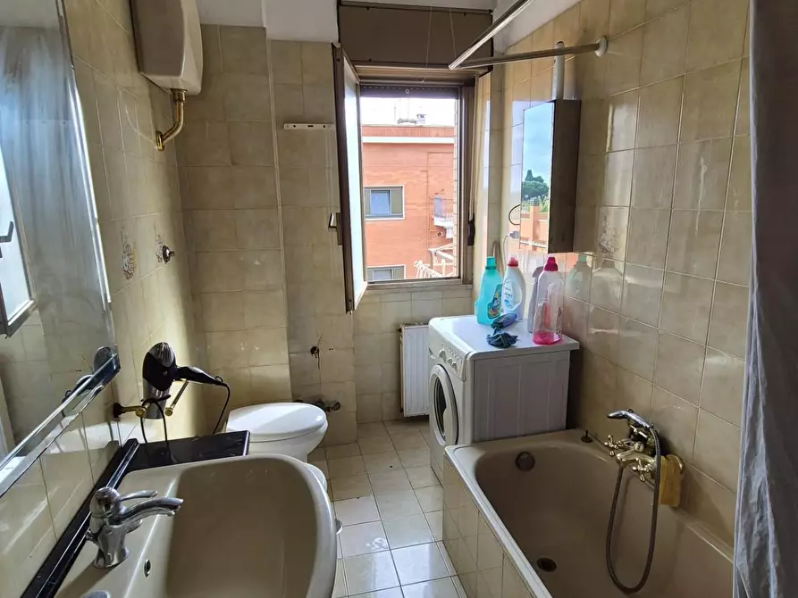 Immagine 20 di Appartamento in vendita  a Roma