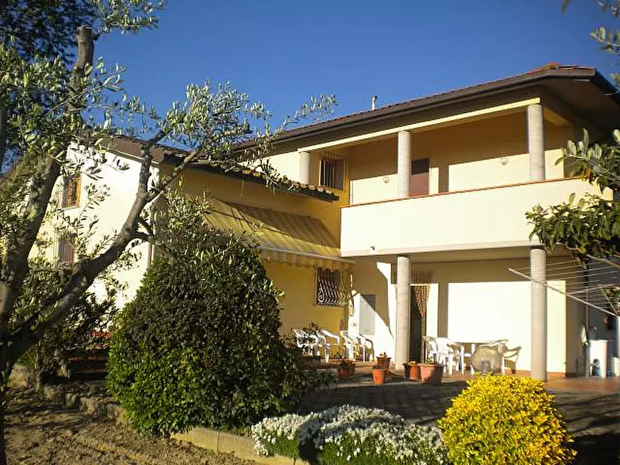 Immagine 2 di Appartamento in vendita  a Cerreto Guidi