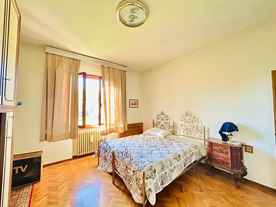 Immagine 23 di Villa in vendita  a Empoli