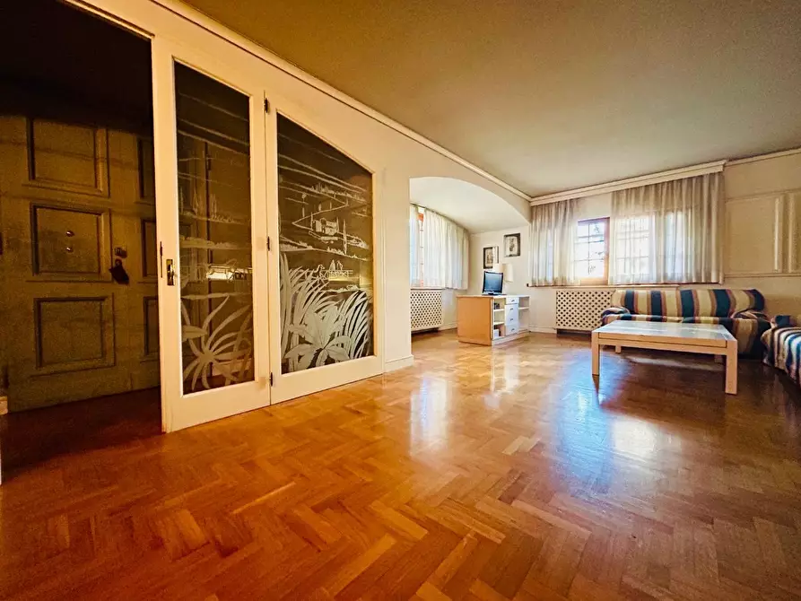 Immagine 40 di Villa in vendita  a Empoli