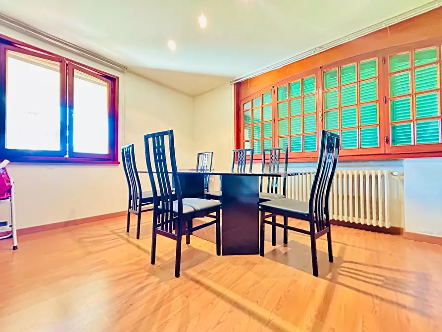 Immagine 45 di Villa in vendita  a Empoli