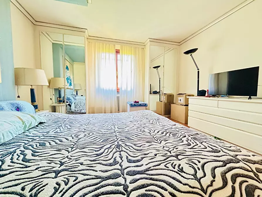 Immagine 53 di Villa in vendita  a Empoli