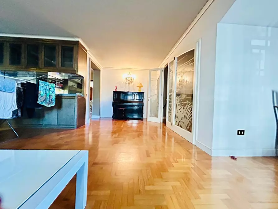 Immagine 43 di Villa in vendita  a Empoli