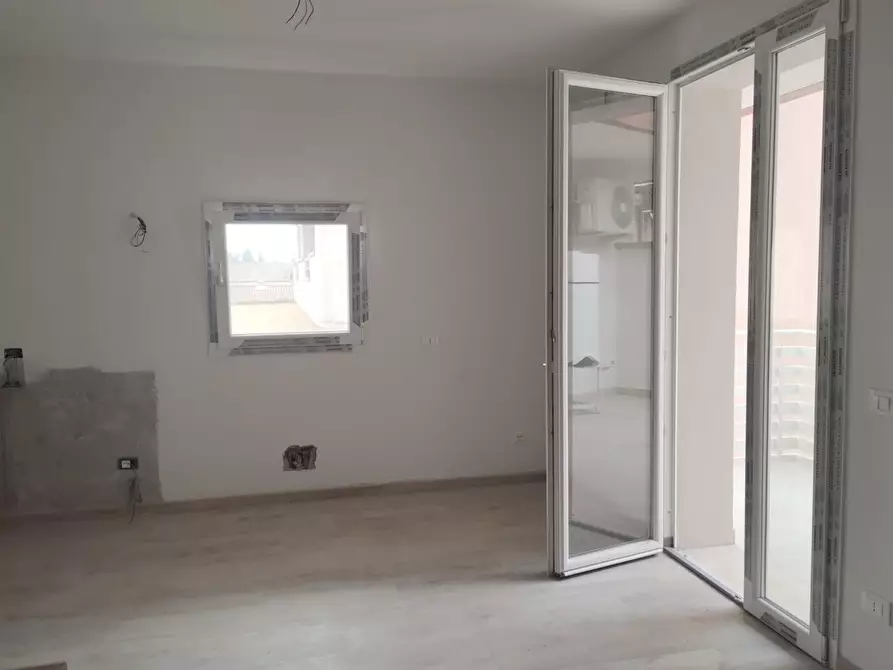 Immagine 3 di Appartamento in vendita  a Capraia E Limite