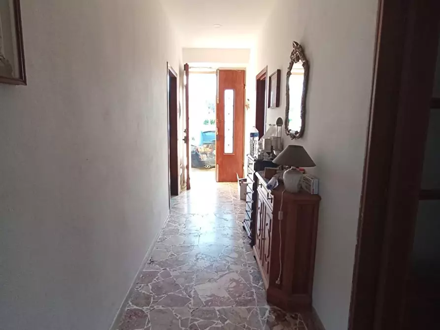 Immagine 19 di Villa in vendita  a Cascina