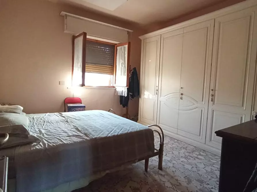 Immagine 14 di Villa in vendita  a Cascina