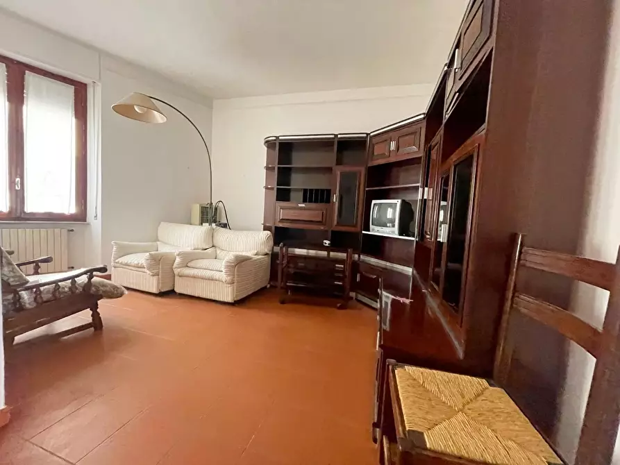 Immagine 2 di Appartamento in vendita  a Poggibonsi