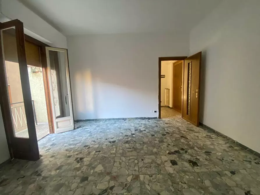 Immagine 23 di Appartamento in vendita  a Sarzana