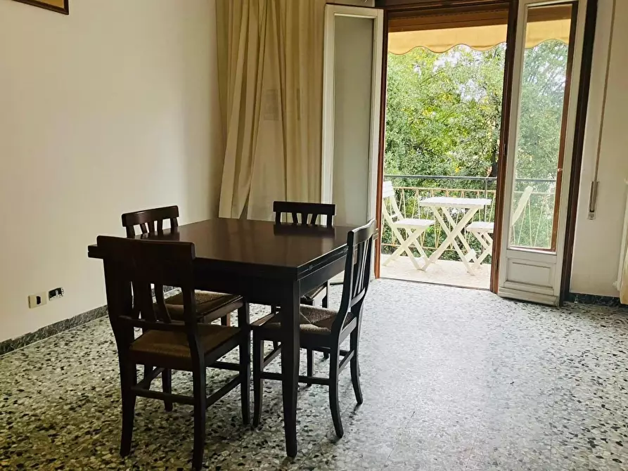 Immagine 10 di Appartamento in vendita  a Sarzana