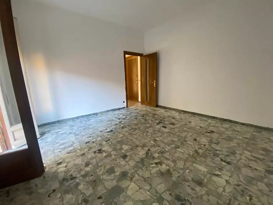 Immagine 20 di Appartamento in vendita  a Sarzana