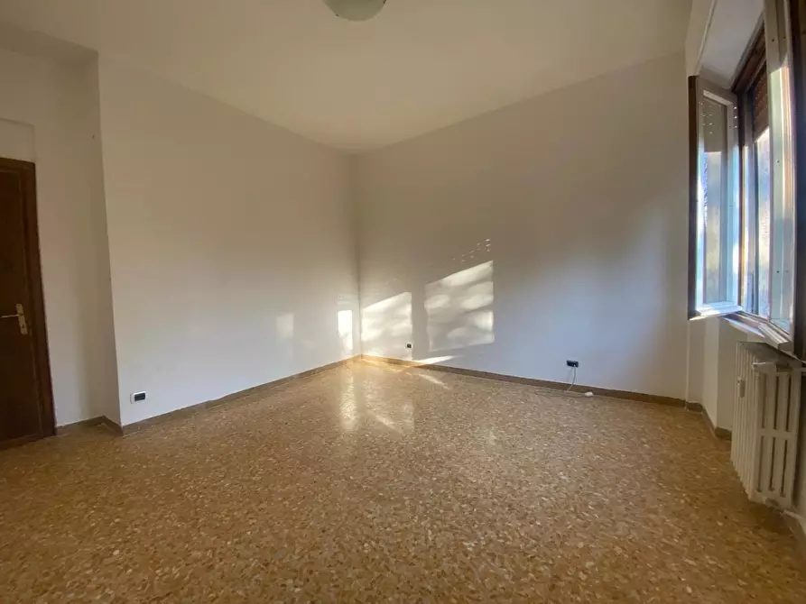 Immagine 18 di Appartamento in vendita  a Sarzana