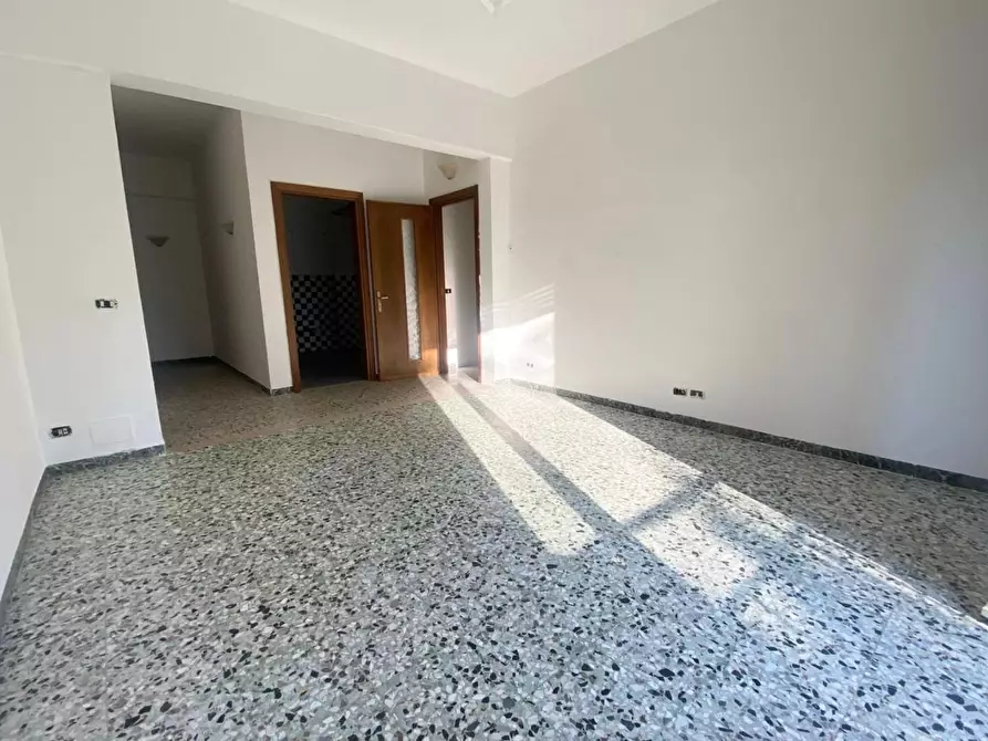 Immagine 32 di Appartamento in vendita  a Sarzana