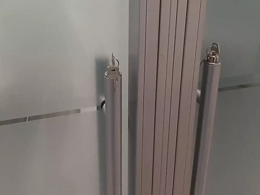 Immagine 18 di Ufficio in vendita  a Pontedera