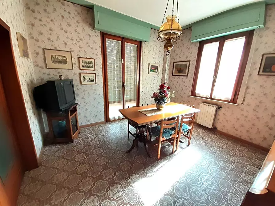 Immagine 17 di Appartamento in vendita  a Empoli