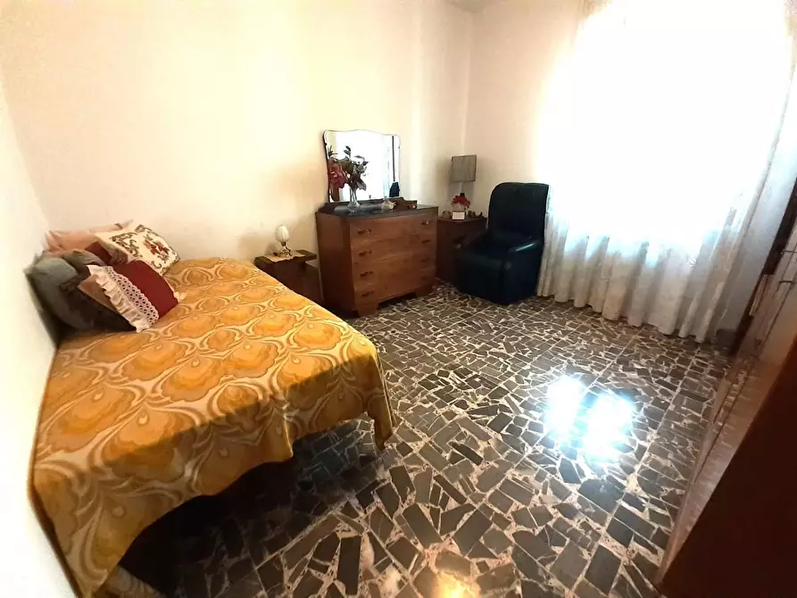 Immagine 8 di Appartamento in vendita  a Empoli