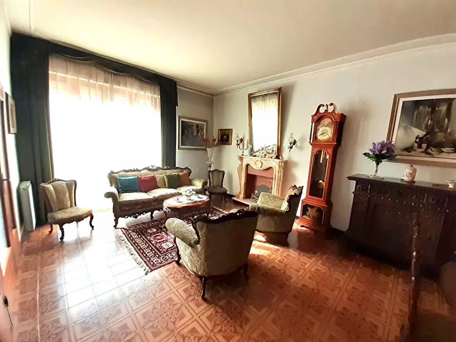 Immagine 20 di Appartamento in vendita  a Empoli