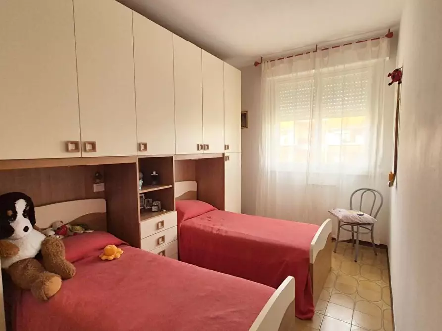 Immagine 52 di Appartamento in vendita  a Viareggio