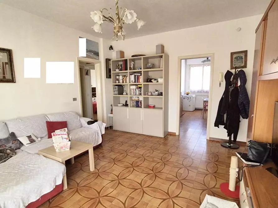 Immagine 3 di Appartamento in vendita  a Viareggio