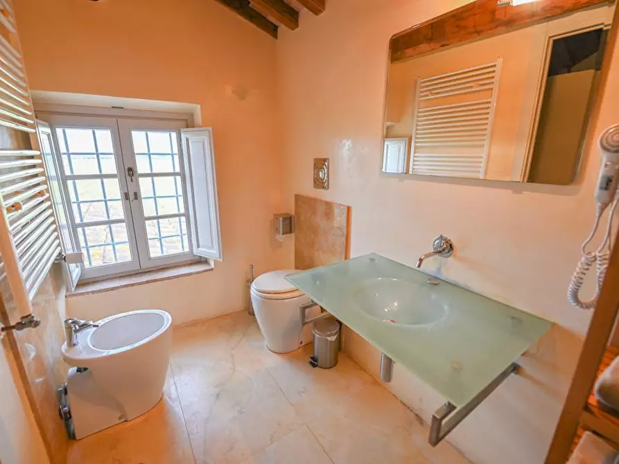 Immagine 29 di Villetta a schiera in vendita  a San Giuliano Terme