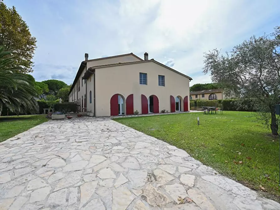 Immagine 10 di Villetta a schiera in vendita  a San Giuliano Terme