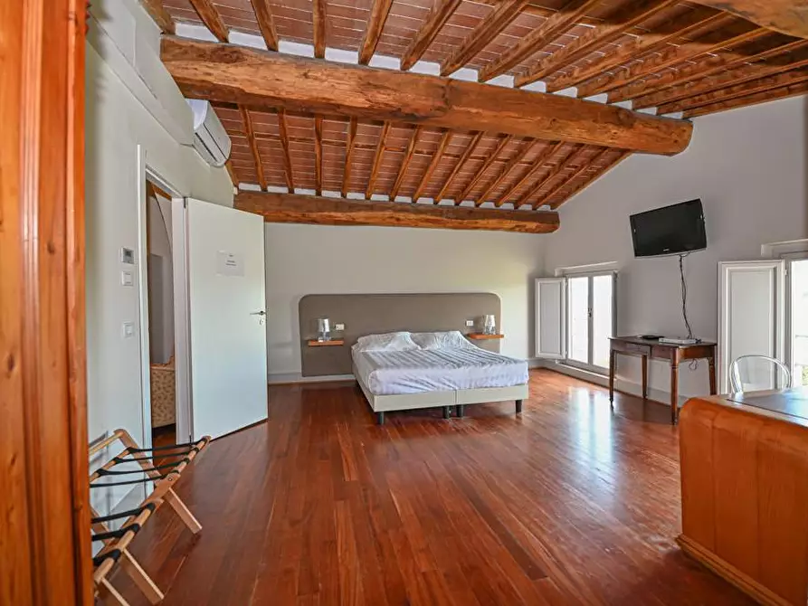 Immagine 26 di Villetta a schiera in vendita  a San Giuliano Terme