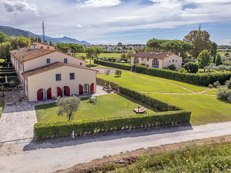 Immagine 45 di Villetta a schiera in vendita  a San Giuliano Terme