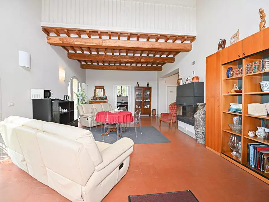 Immagine 5 di Villetta a schiera in vendita  a San Giuliano Terme