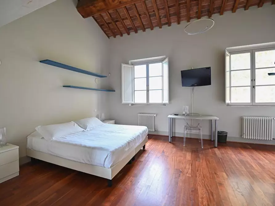 Immagine 38 di Villetta a schiera in vendita  a San Giuliano Terme