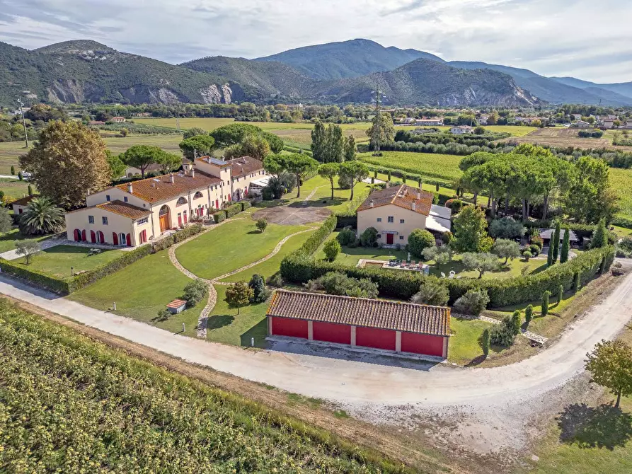 Immagine 47 di Villetta a schiera in vendita  a San Giuliano Terme