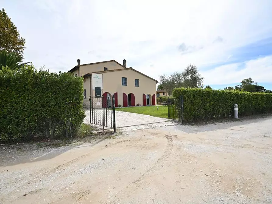 Immagine 20 di Villetta a schiera in vendita  a San Giuliano Terme