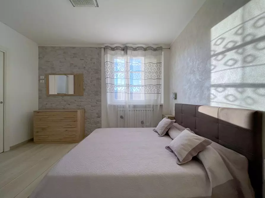 Immagine 27 di Casa indipendente in vendita  a Camaiore