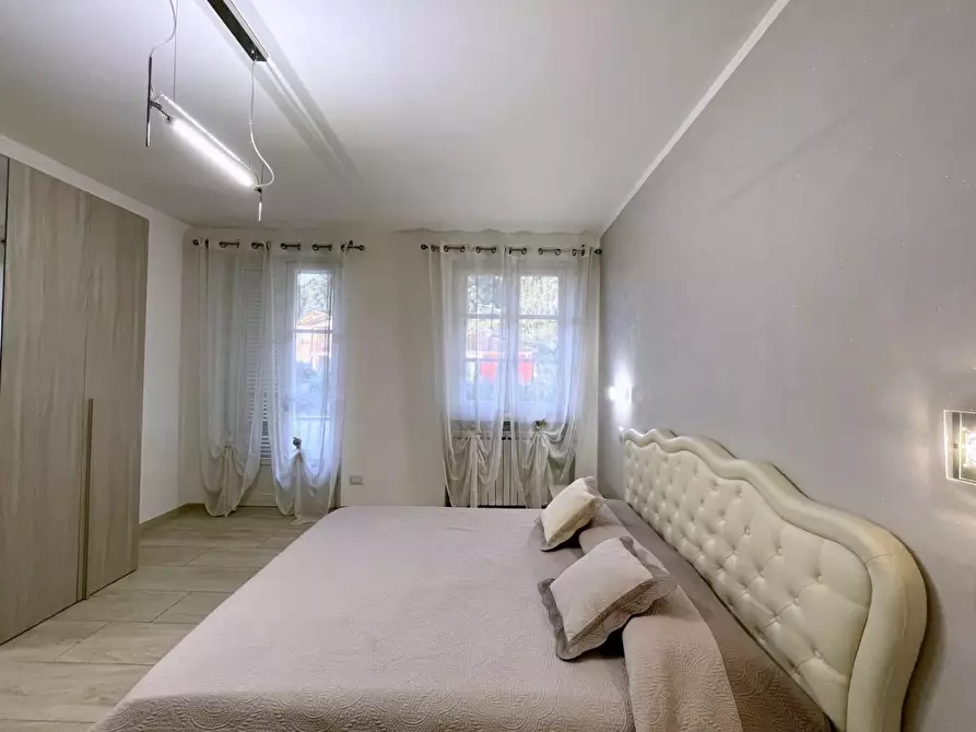 Immagine 36 di Casa indipendente in vendita  a Camaiore