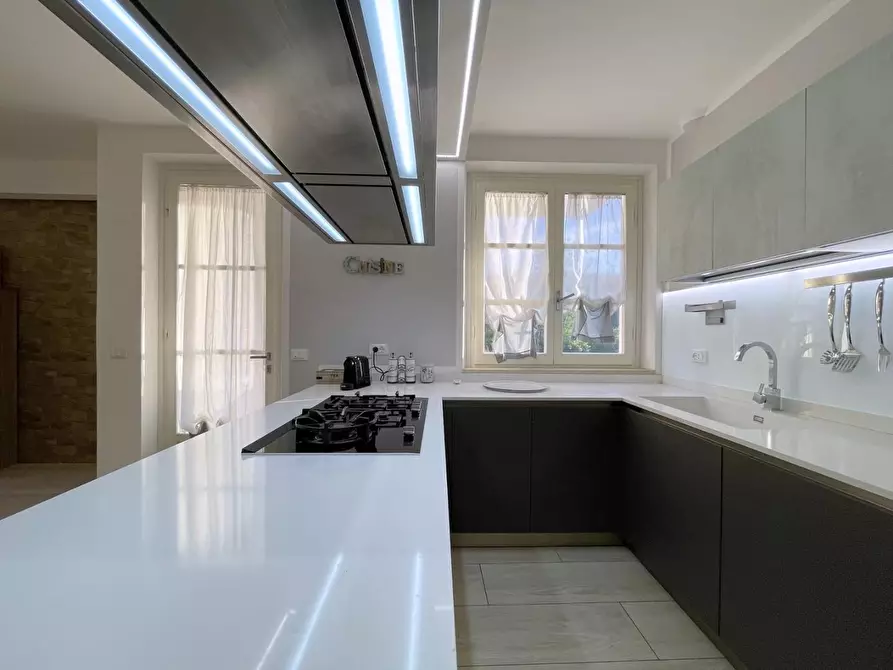 Immagine 18 di Casa indipendente in vendita  a Camaiore