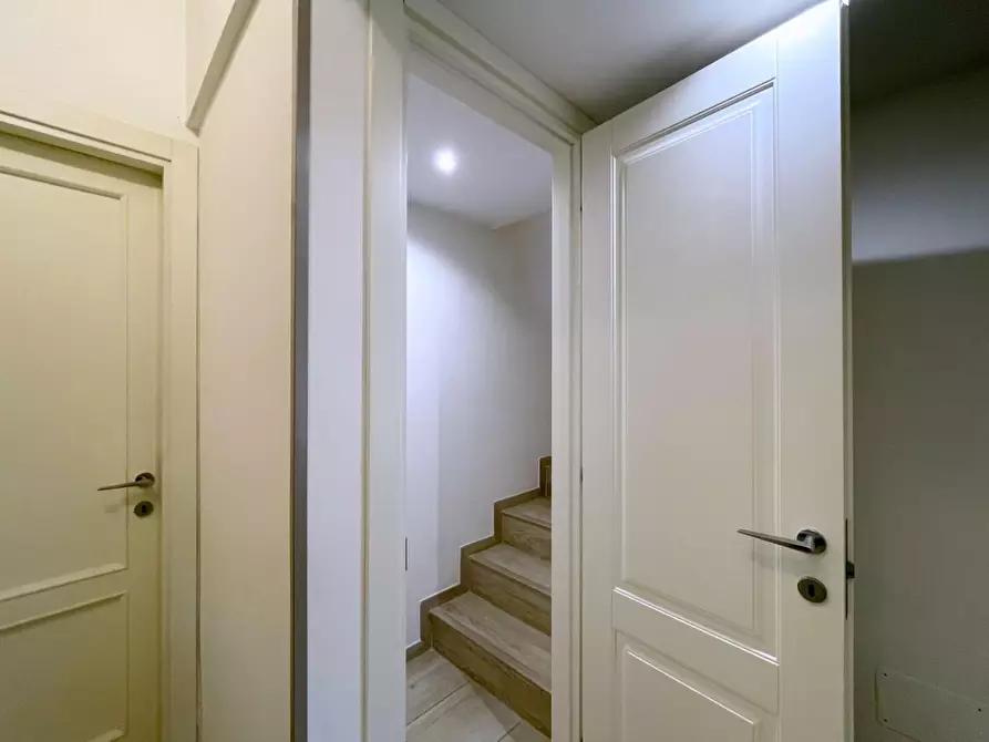 Immagine 51 di Casa indipendente in vendita  a Camaiore