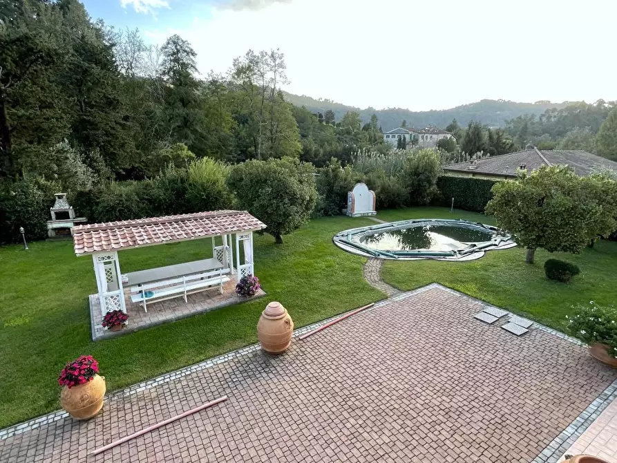 Immagine 63 di Casa indipendente in vendita  a Camaiore