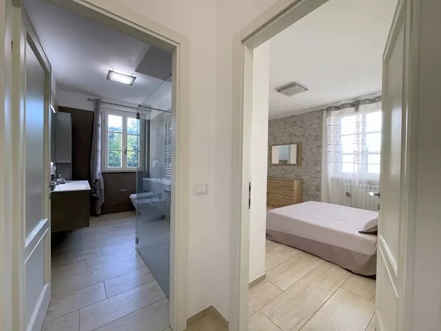 Immagine 26 di Casa indipendente in vendita  a Camaiore