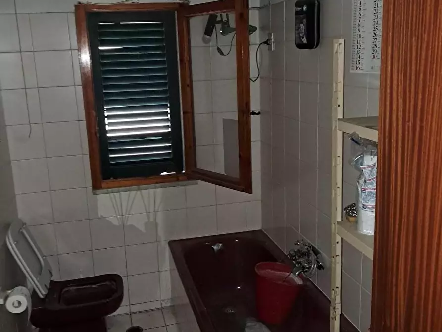 Immagine 15 di Casa indipendente in vendita  a Cascina