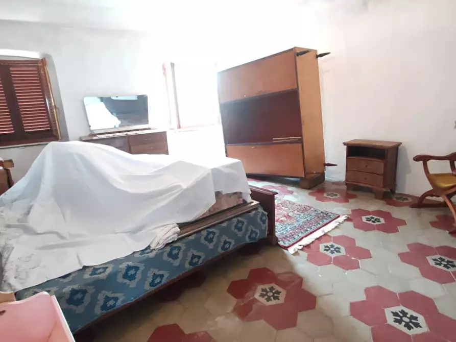 Immagine 18 di Terratetto in vendita  a Ortonovo