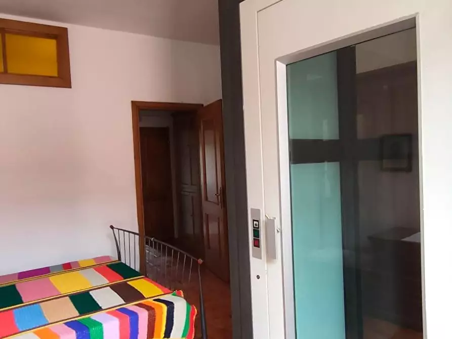 Immagine 27 di Terratetto in vendita  a Ortonovo