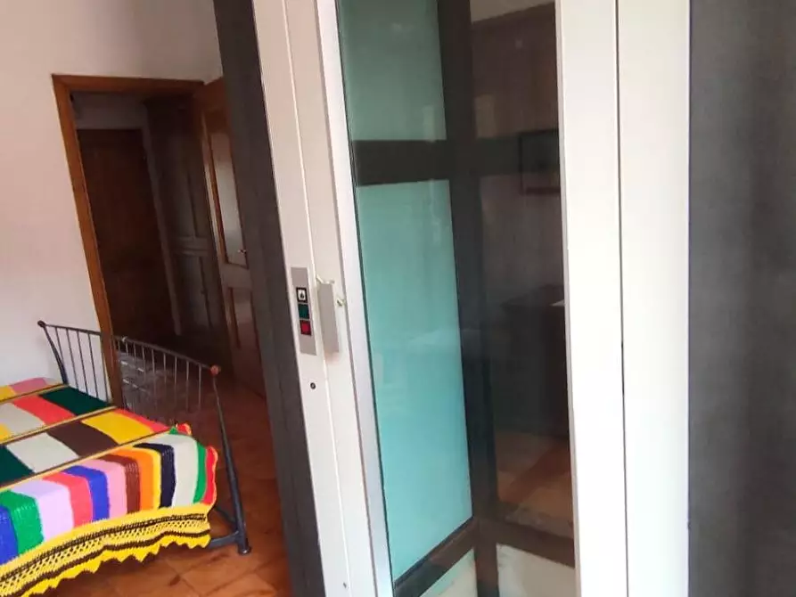 Immagine 28 di Terratetto in vendita  a Ortonovo