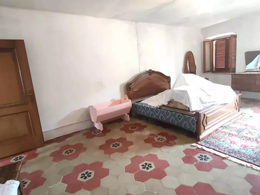 Immagine 16 di Terratetto in vendita  a Ortonovo