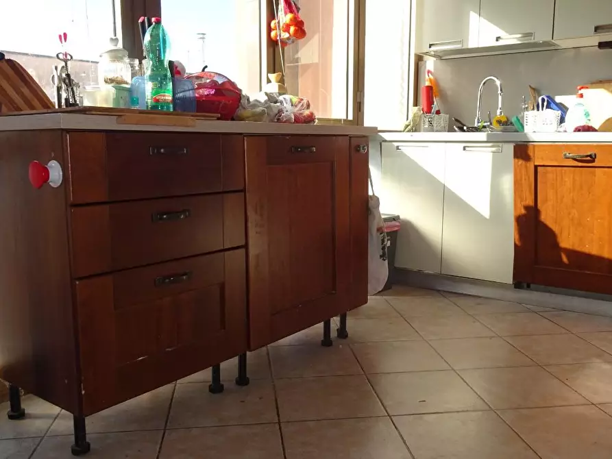 Immagine 11 di Appartamento in vendita  a Cascina