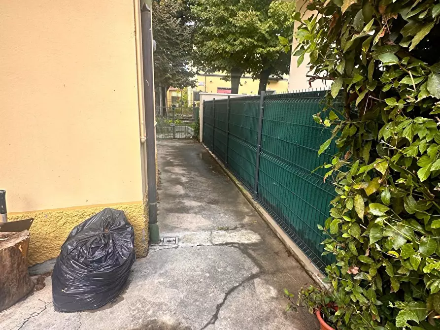 Immagine 6 di Casa semindipendente in vendita  a Vicopisano