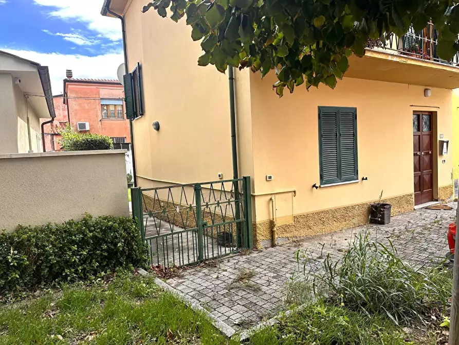 Immagine 2 di Casa semindipendente in vendita  a Vicopisano
