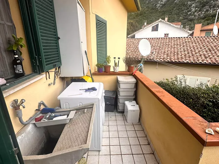 Immagine 11 di Casa semindipendente in vendita  a Vicopisano